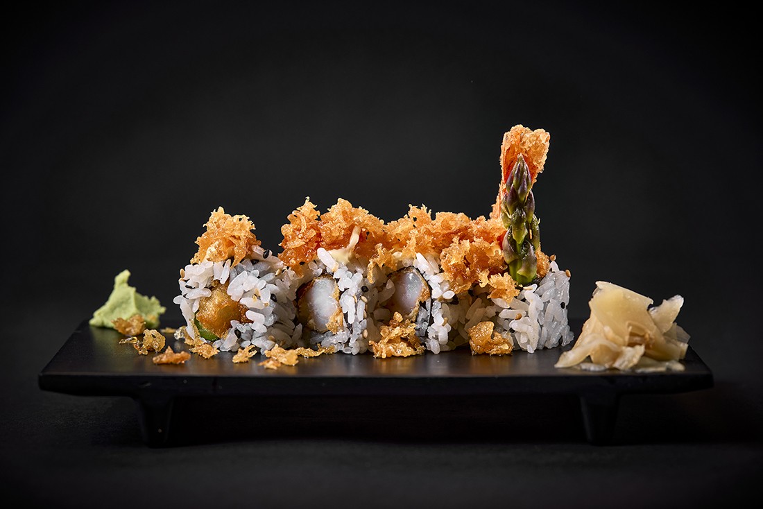 Roll de langostino en tempura